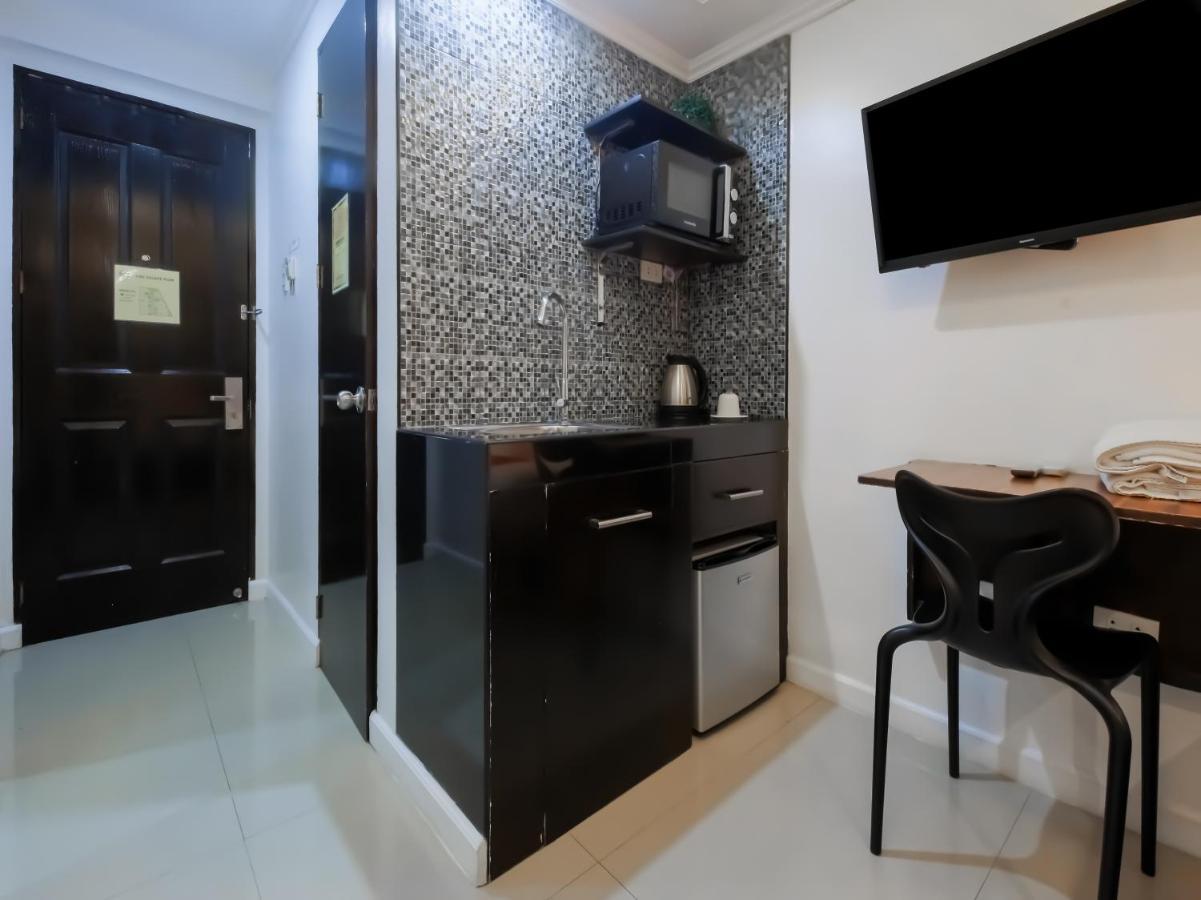Capital O 860 Nest Nano Suites Makati Makati City Ngoại thất bức ảnh