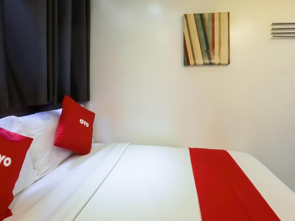 Capital O 860 Nest Nano Suites Makati Makati City Ngoại thất bức ảnh